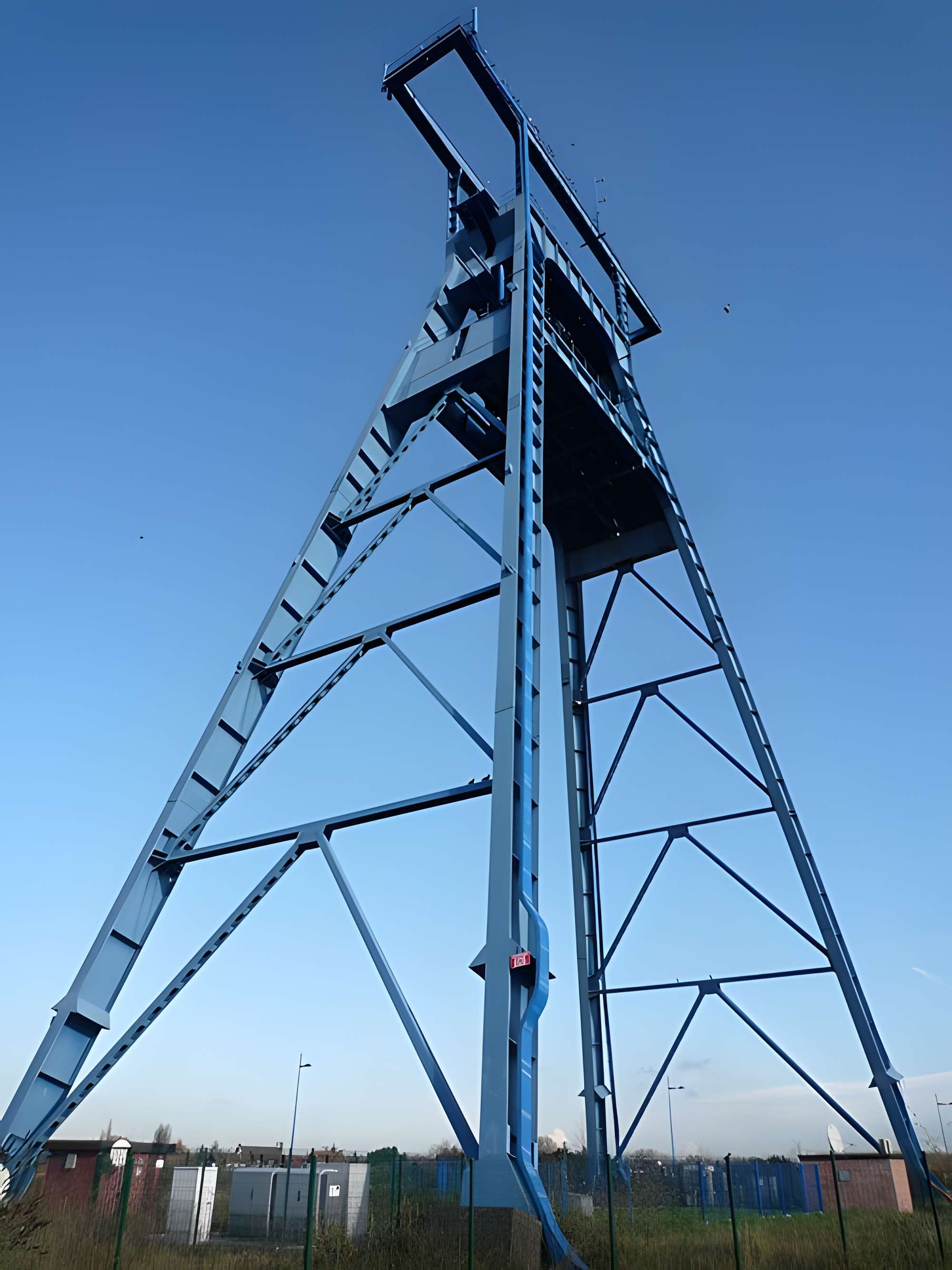 Fosse n° 9 de l'Escarpelle à Roost-Warendin