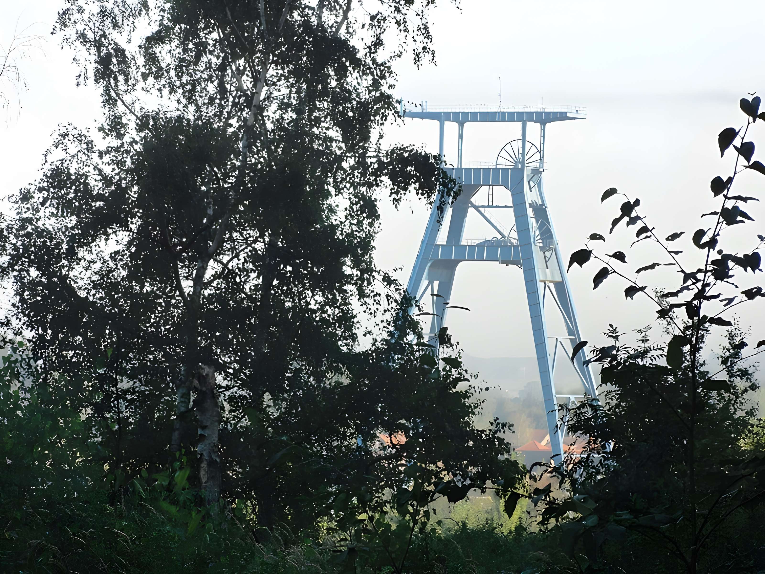 Fosse n° 9 de l'Escarpelle à Roost-Warendin