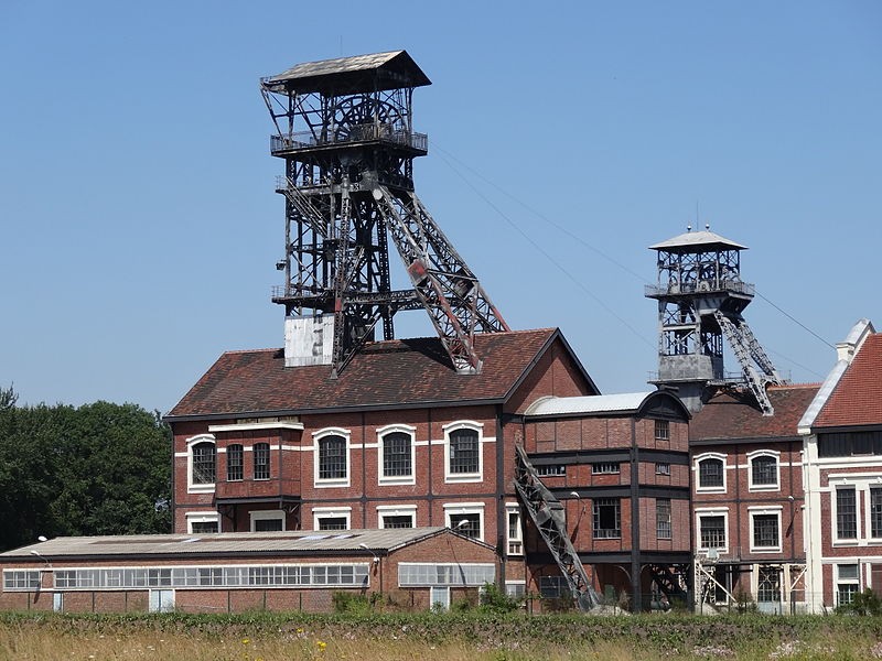 Photo de Fosse n° 9 et 9 bis des mines de Dourges à Oignies