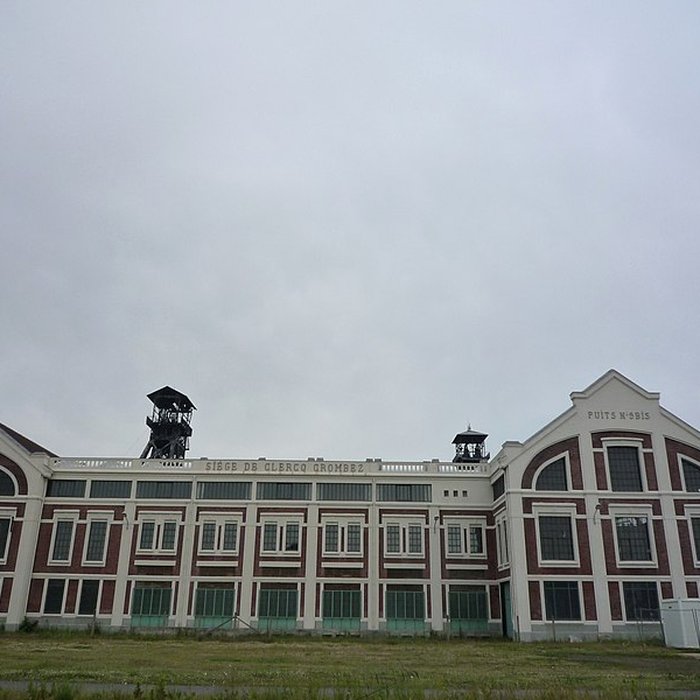 Photo de Fosse n 9 et 9 bis des mines de Dourges à Oignies