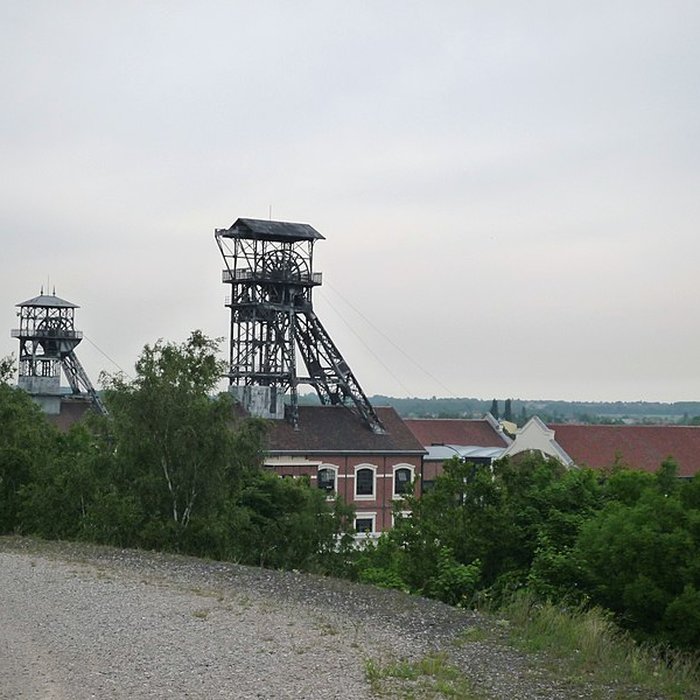 Photo de Fosse n 9 et 9 bis des mines de Dourges à Oignies