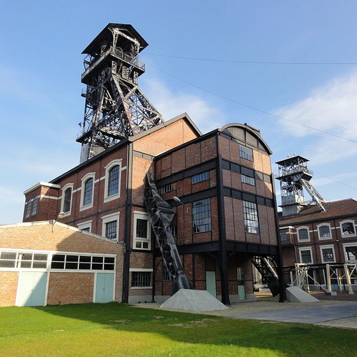 Photo de Fosse n 9 et 9 bis des mines de Dourges à Oignies