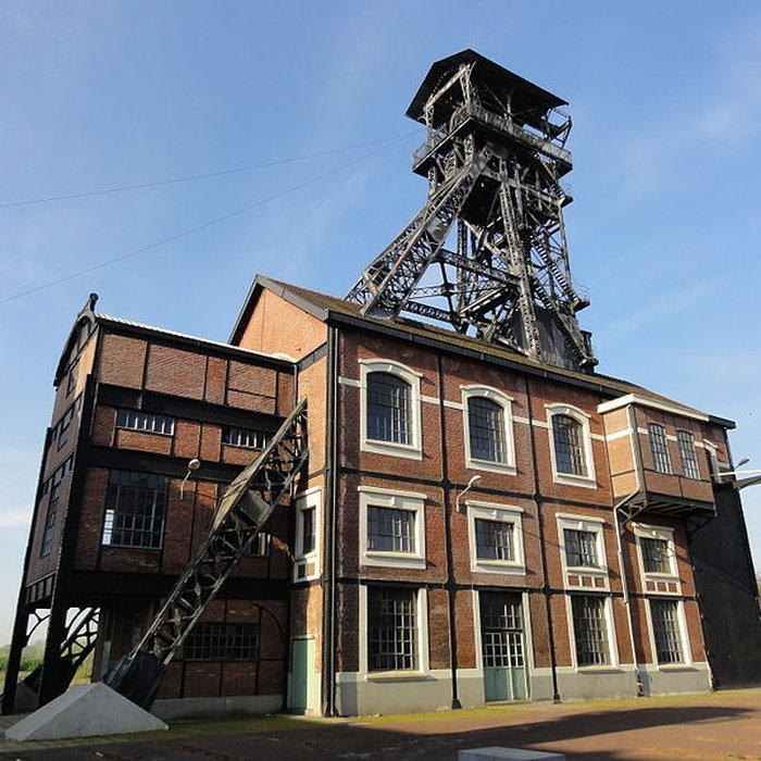 Photo de Fosse n 9 et 9 bis des mines de Dourges à Oignies