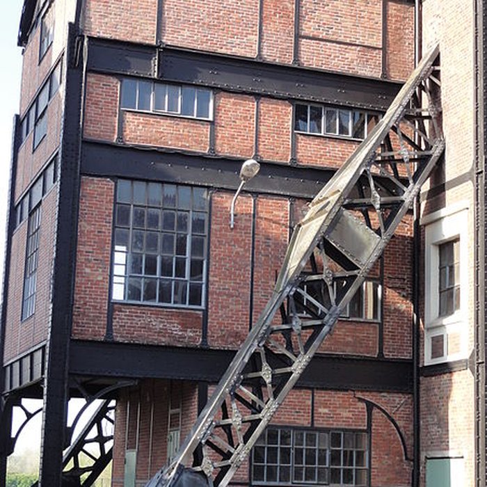 Photo de Fosse n 9 et 9 bis des mines de Dourges à Oignies