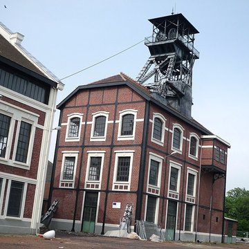 Fosse n 9 et 9 bis des mines de Dourges à Oignies