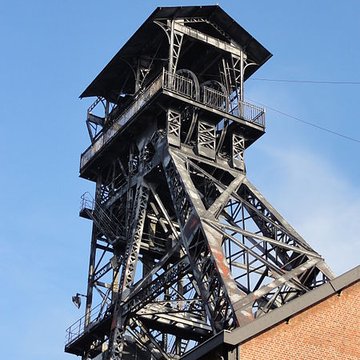 Fosse n 9 et 9 bis des mines de Dourges à Oignies