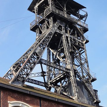 Fosse n 9 et 9 bis des mines de Dourges à Oignies
