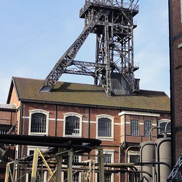 Fosse n 9 et 9 bis des mines de Dourges à Oignies