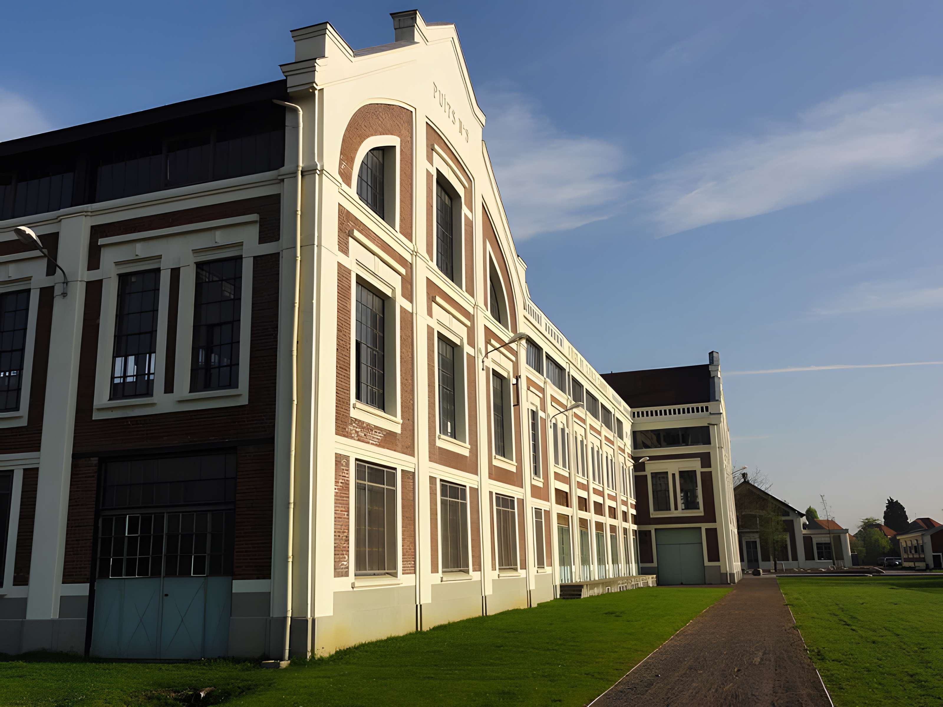 Fosse n° 9 et 9 bis des mines de Dourges à Oignies