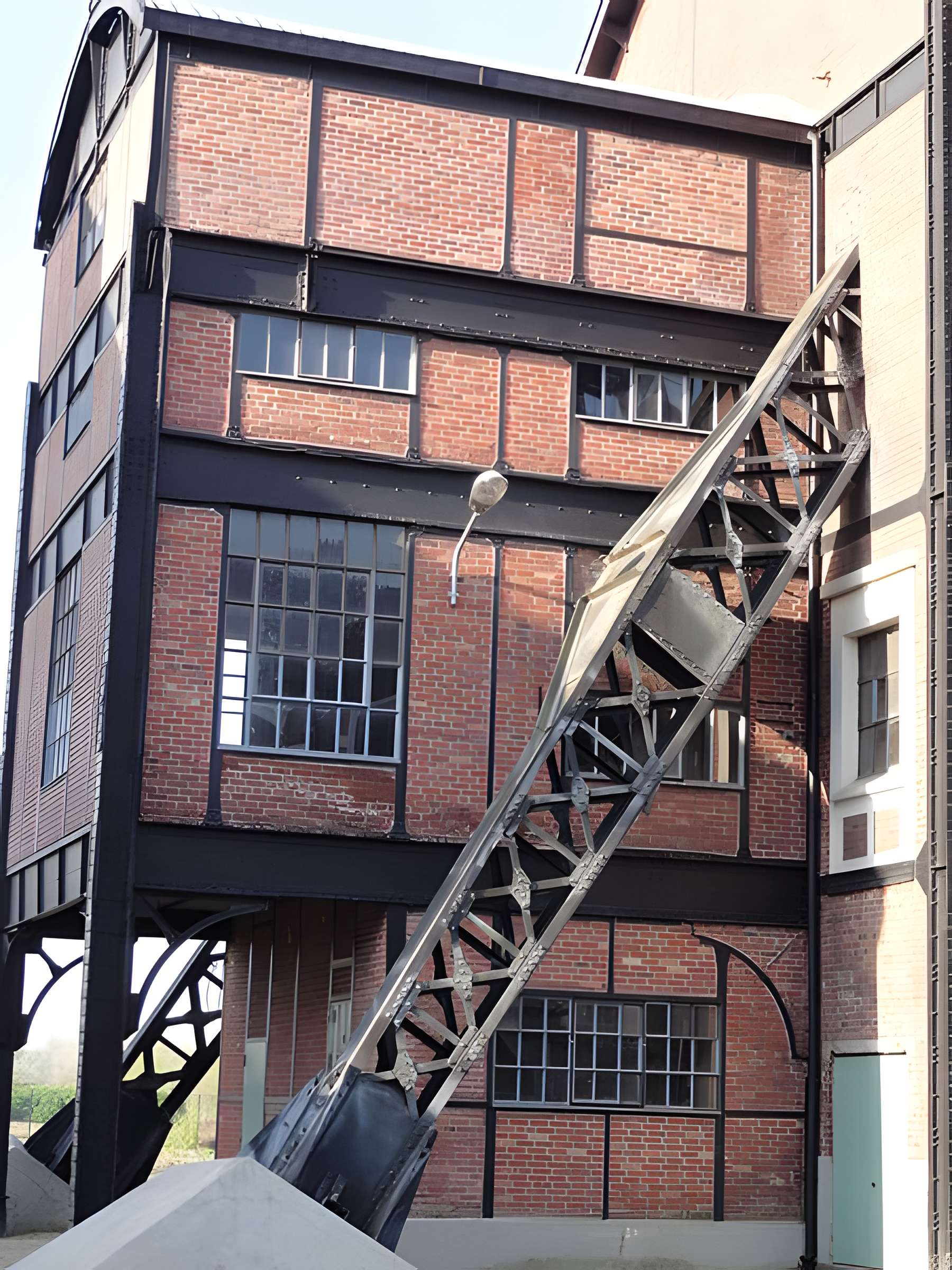 Fosse n° 9 et 9 bis des mines de Dourges à Oignies