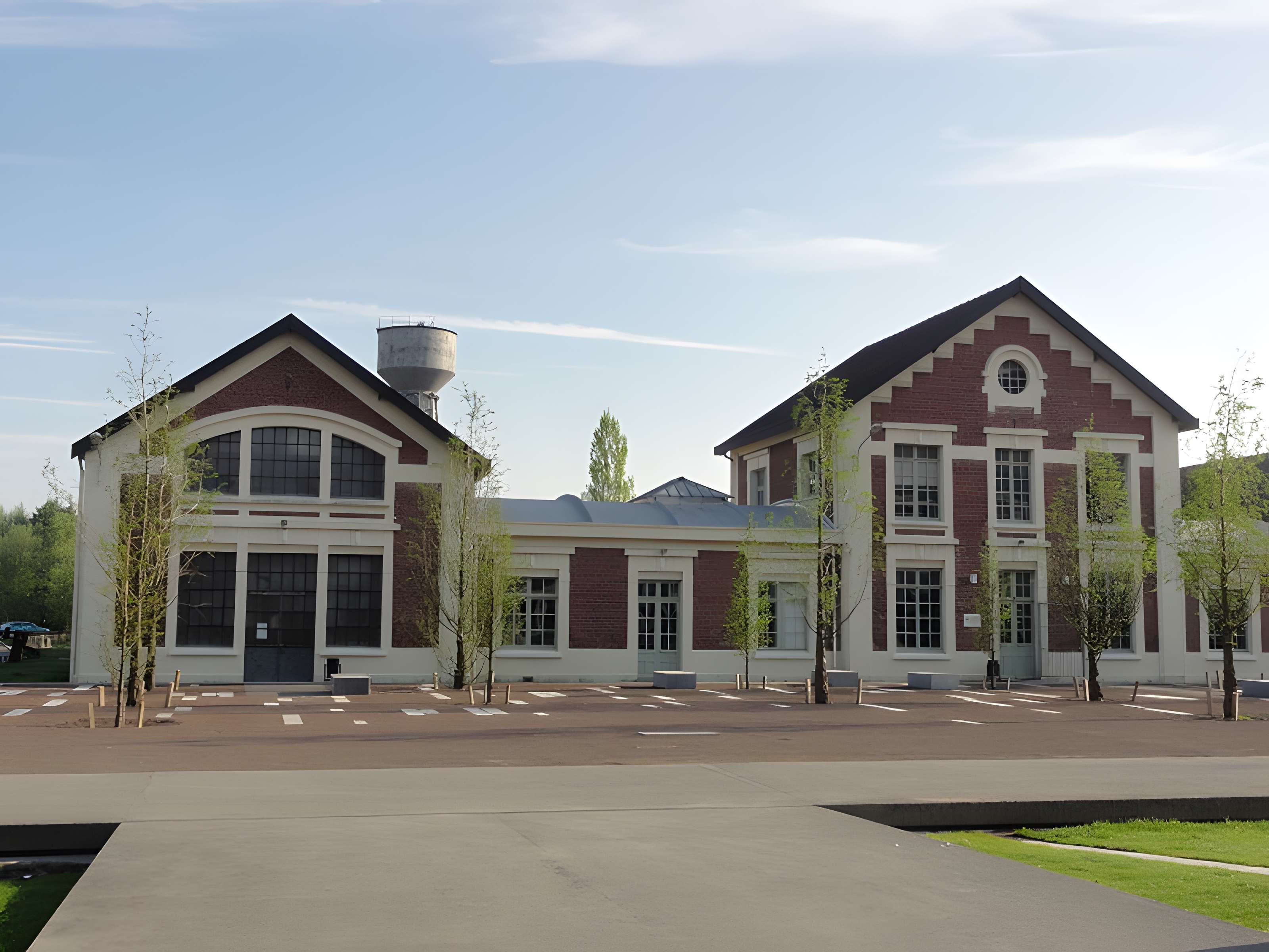 Fosse n° 9 et 9 bis des mines de Dourges à Oignies