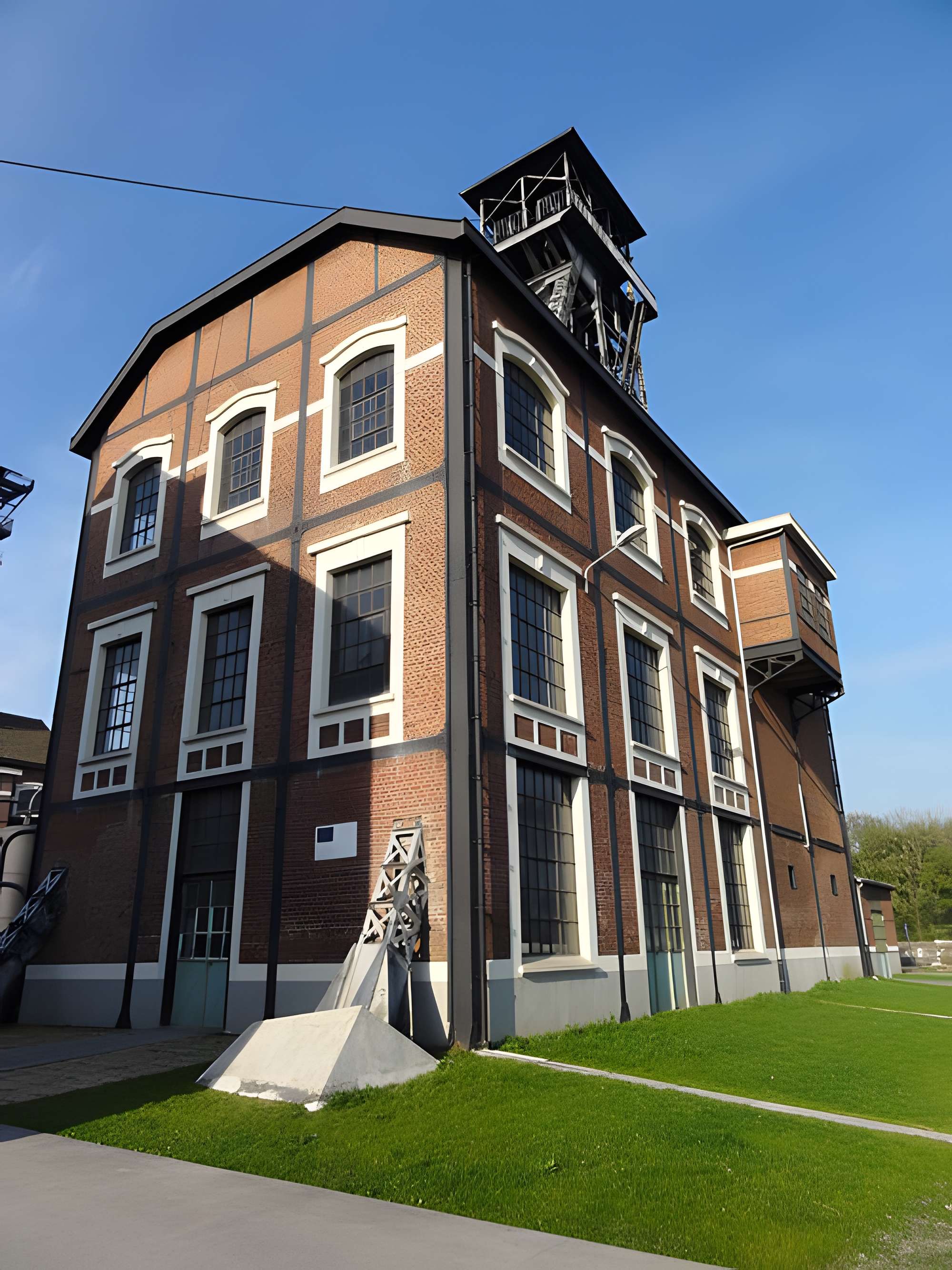 Fosse n° 9 et 9 bis des mines de Dourges à Oignies