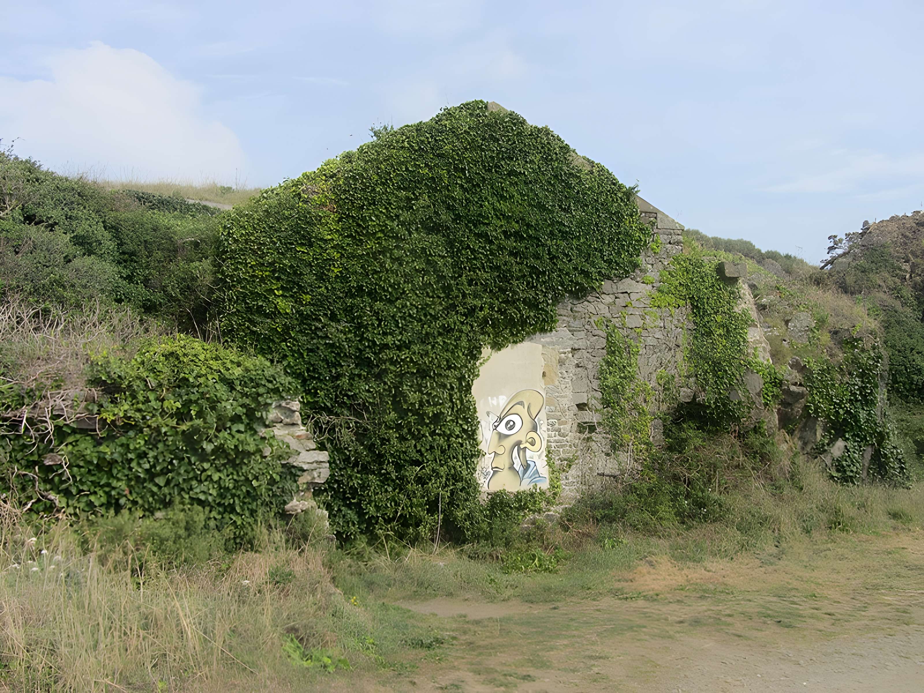 Four à rougir les boulets de la pointe du Roc à Granville