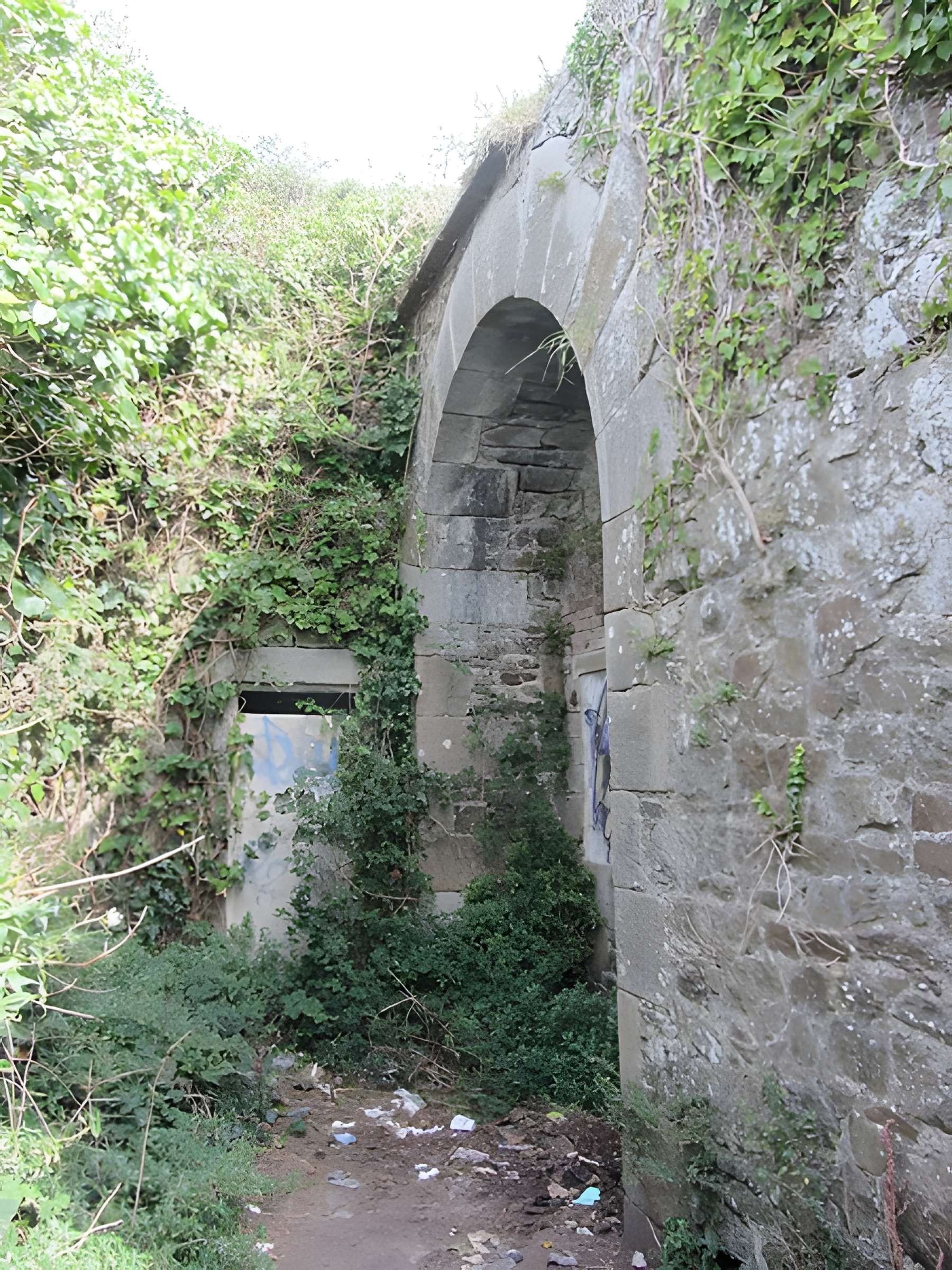 Four à rougir les boulets de la pointe du Roc à Granville