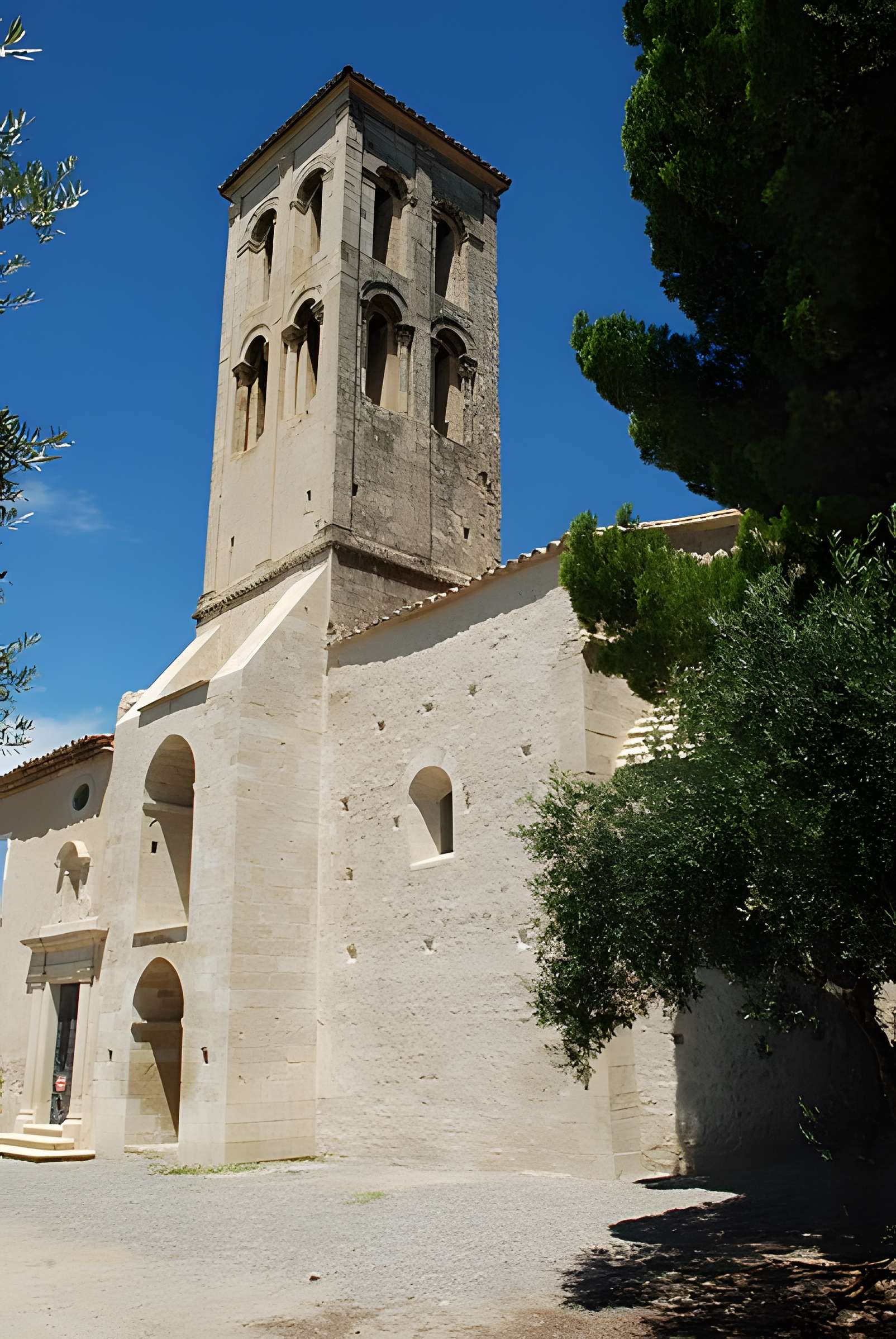 Chapelle Notre-Dame d'Aubune