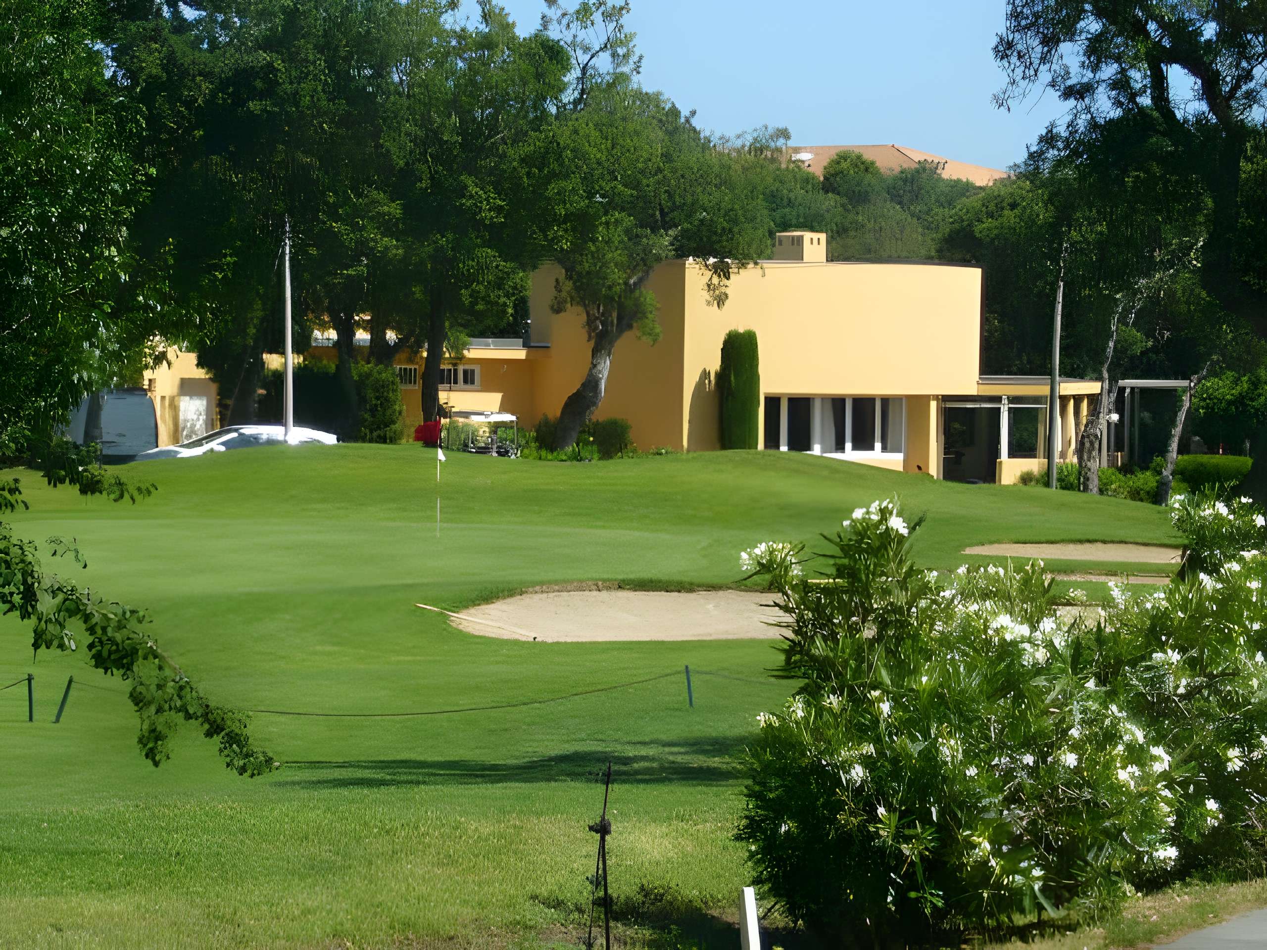 Golf de Beauvallon à Grimaud Club House