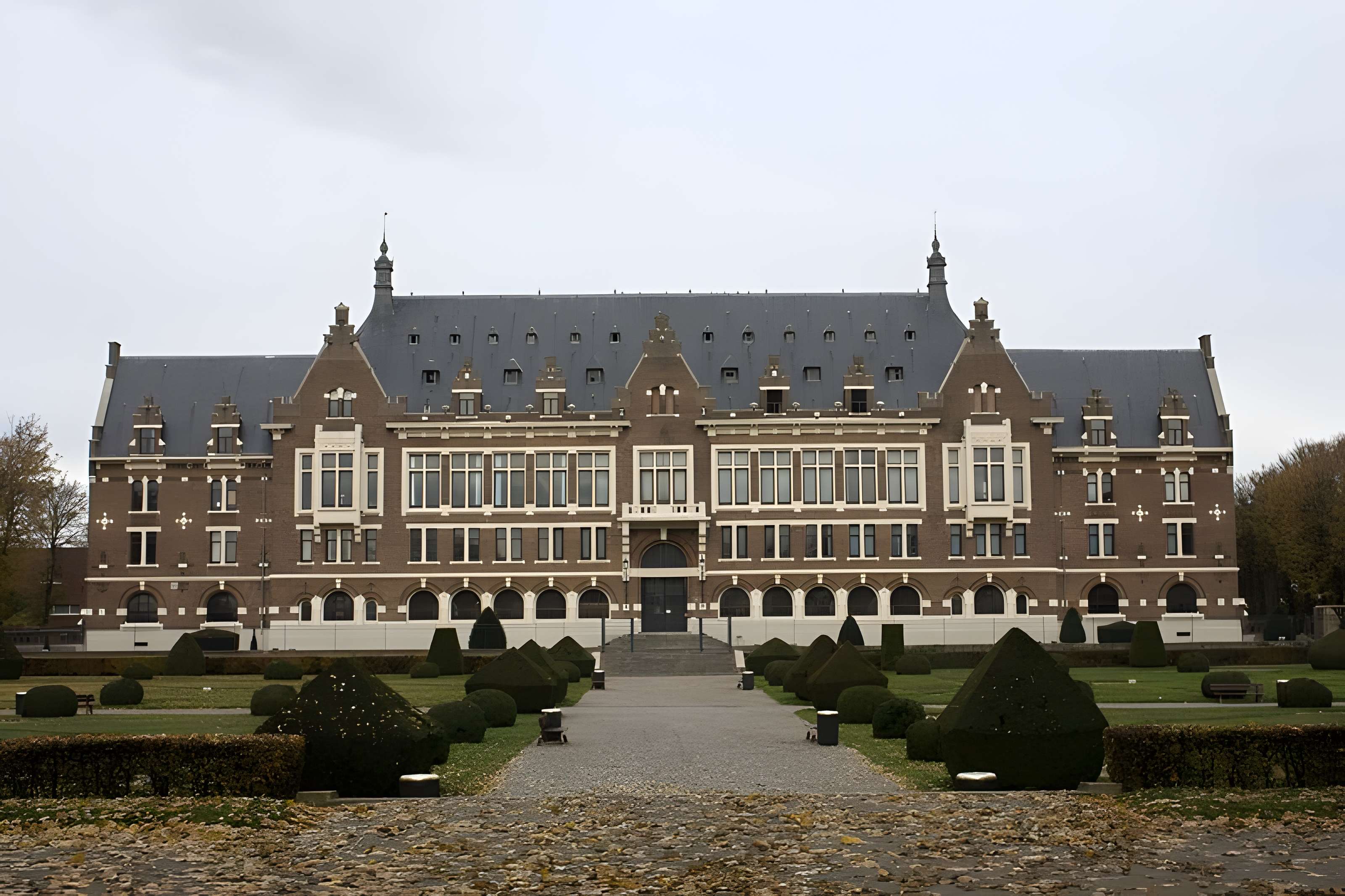 Grands bureaux des mines de Lens 