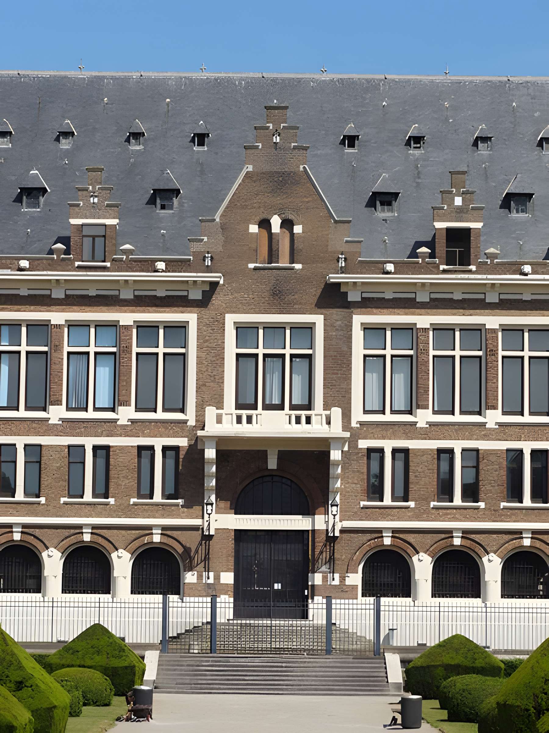 Grands bureaux des mines de Lens