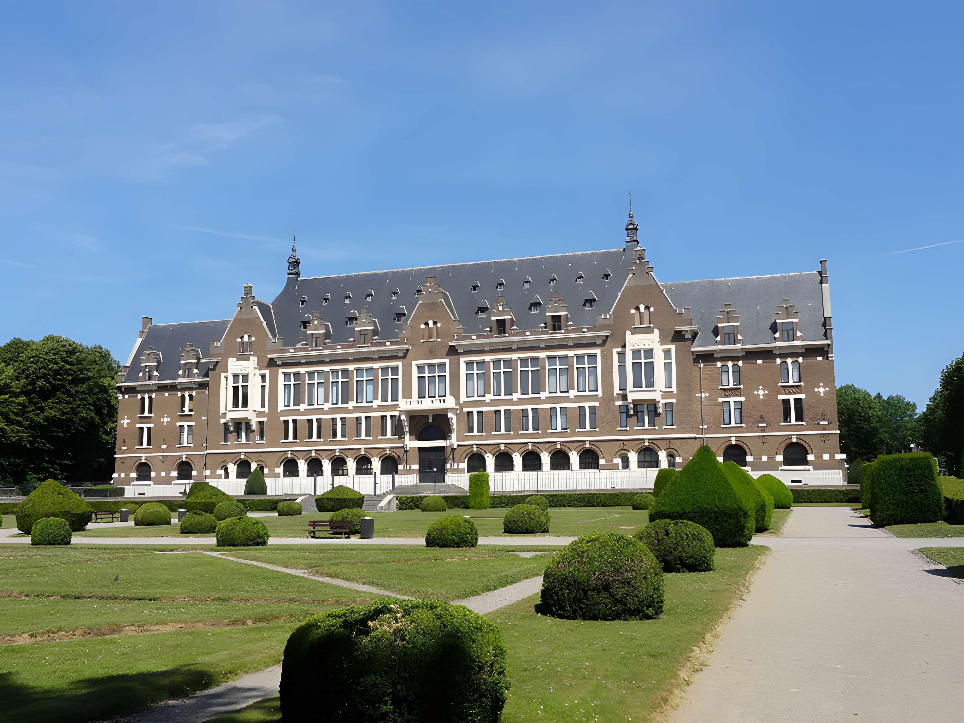 Grands bureaux des mines de Lens