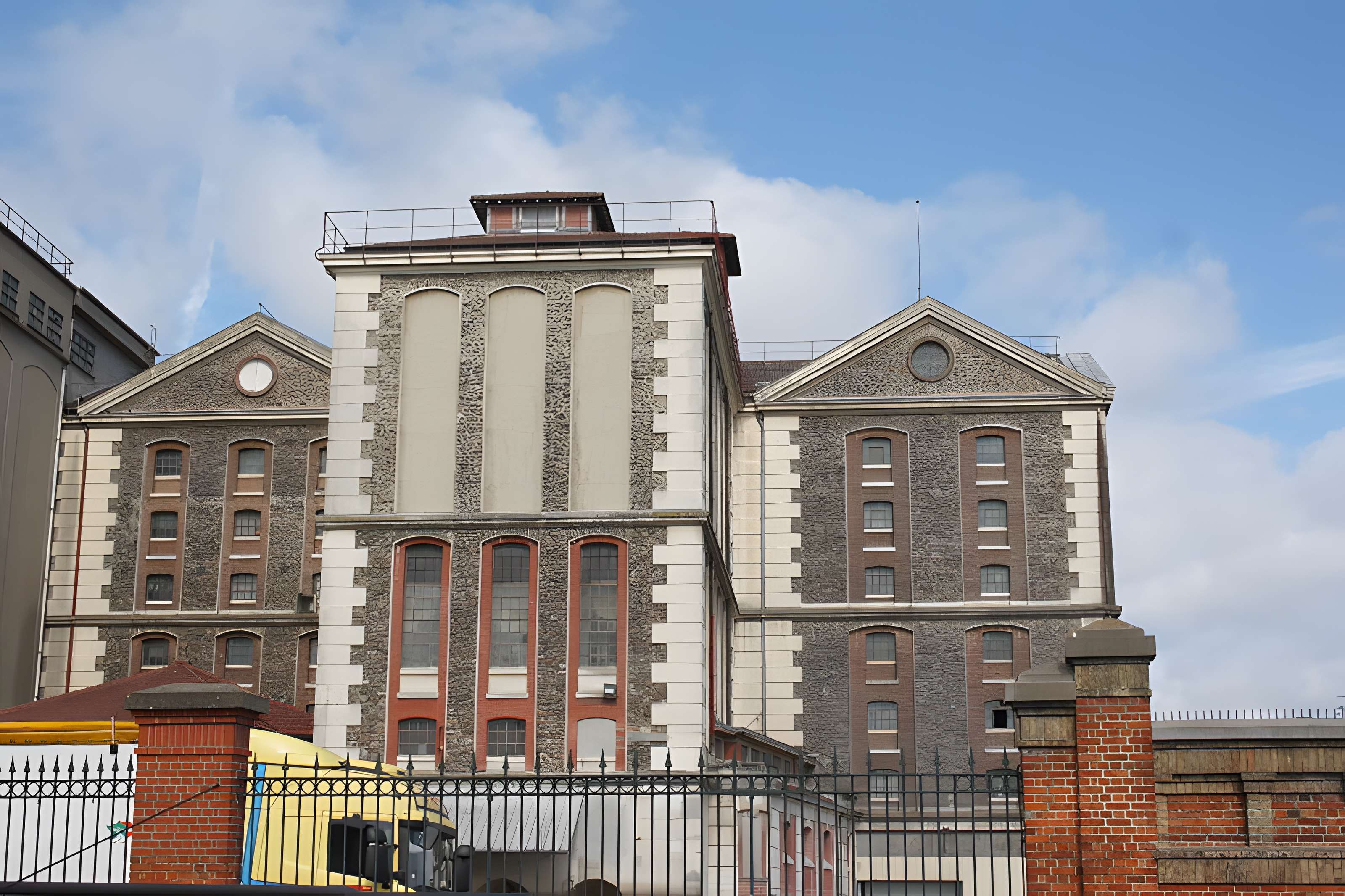 Grands moulins de Corbeil-Essonnes