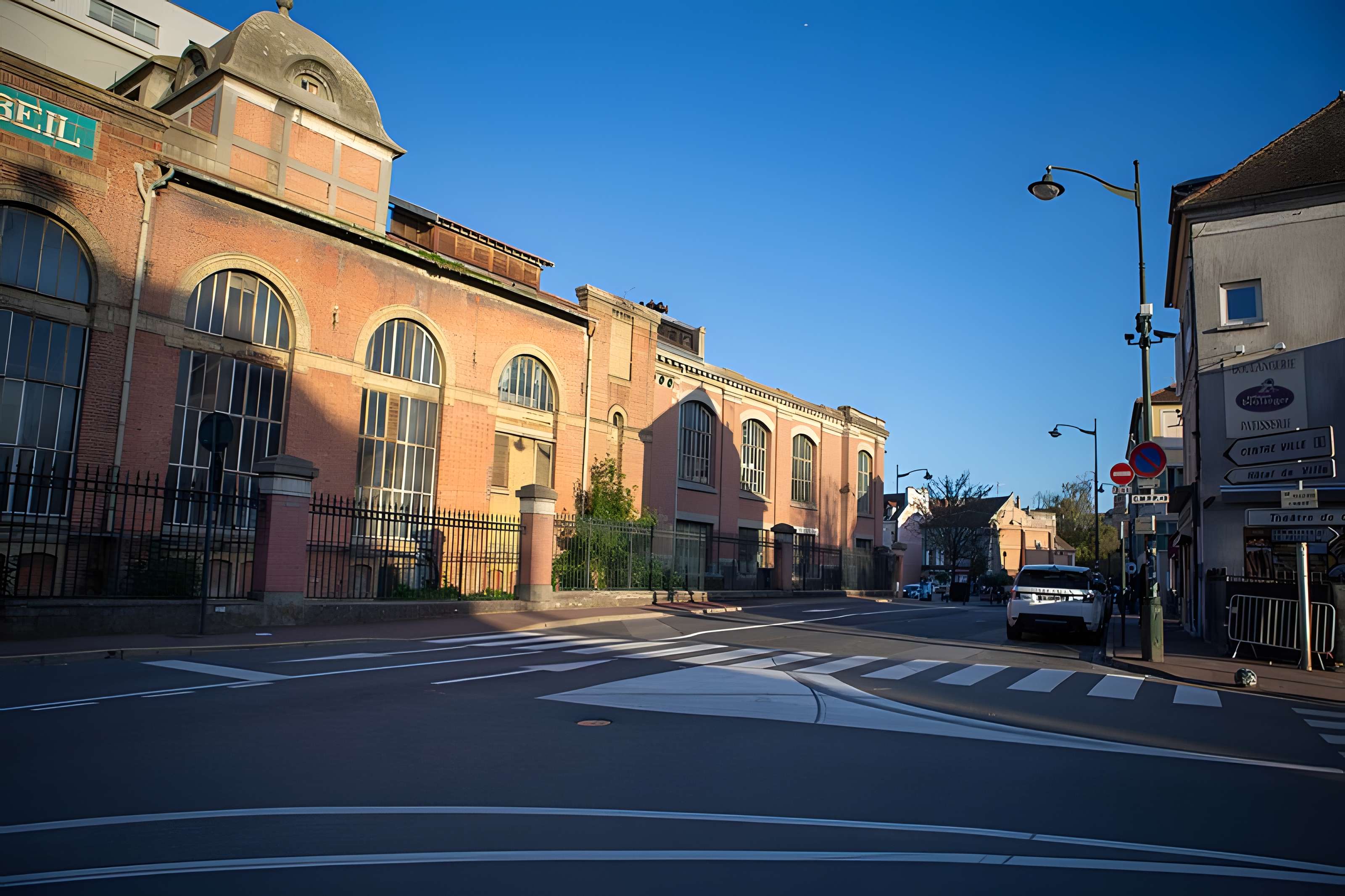 Grands moulins de Corbeil-Essonnes