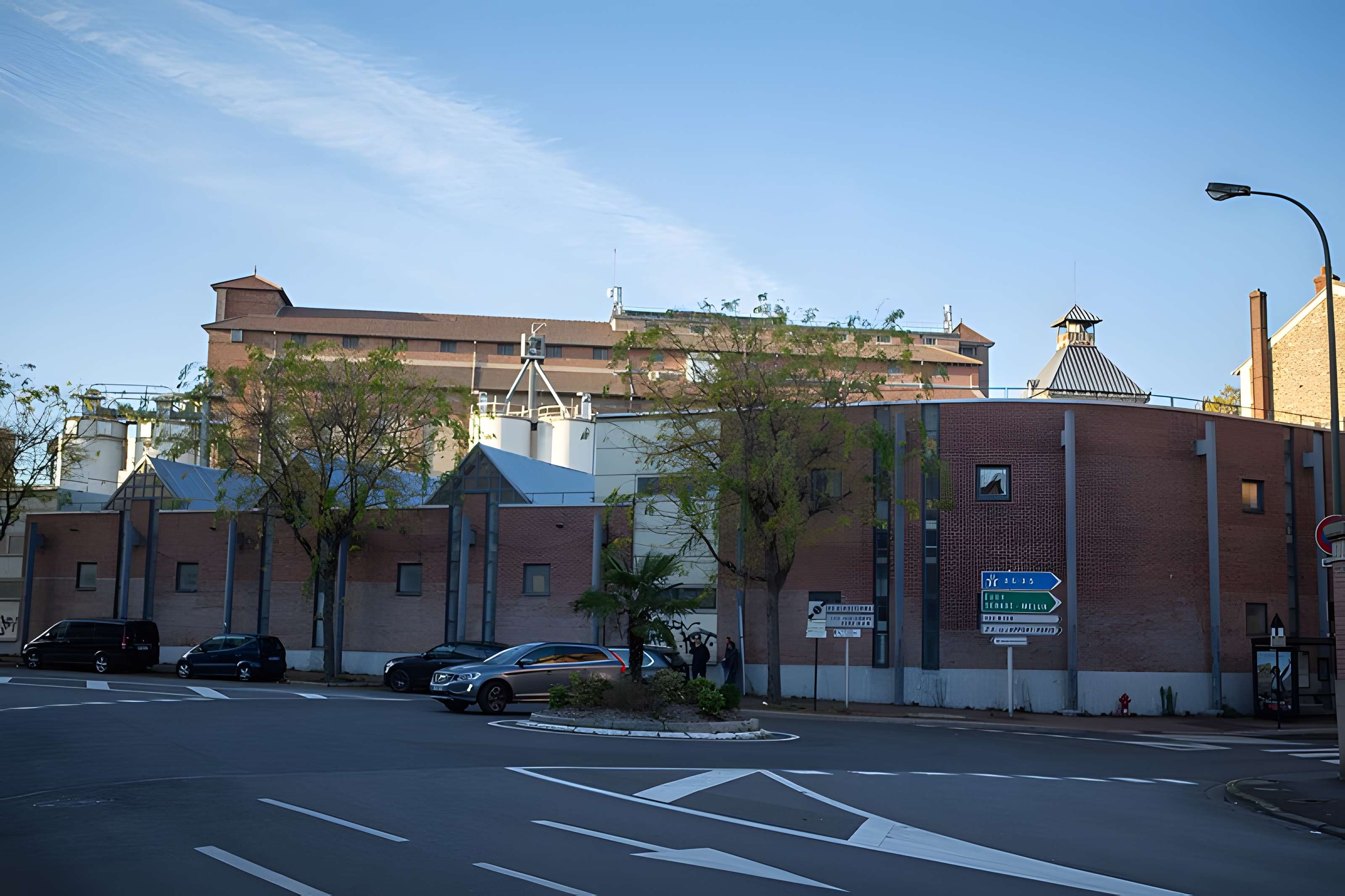 Grands moulins de Corbeil-Essonnes