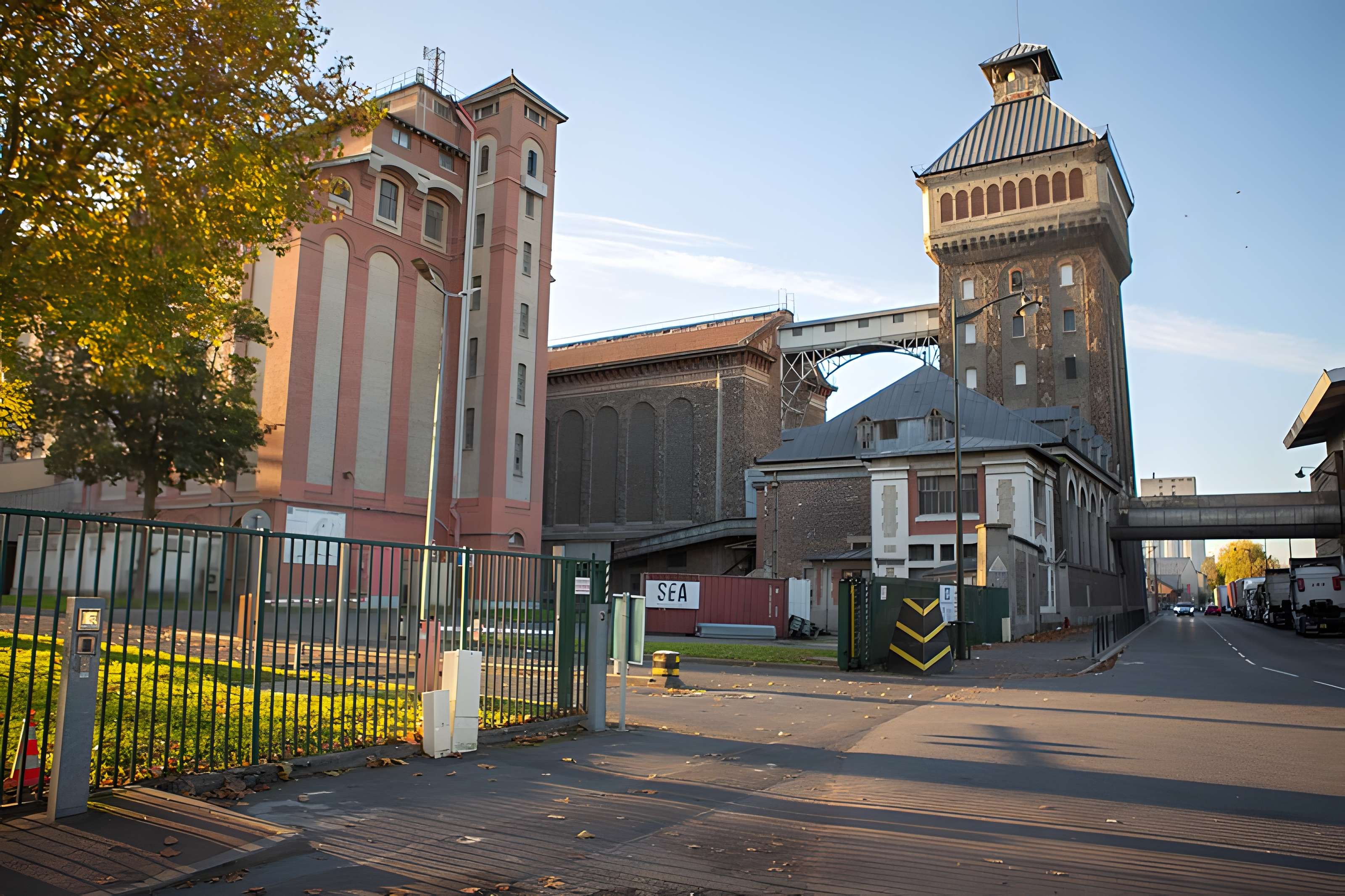 Grands moulins de Corbeil-Essonnes