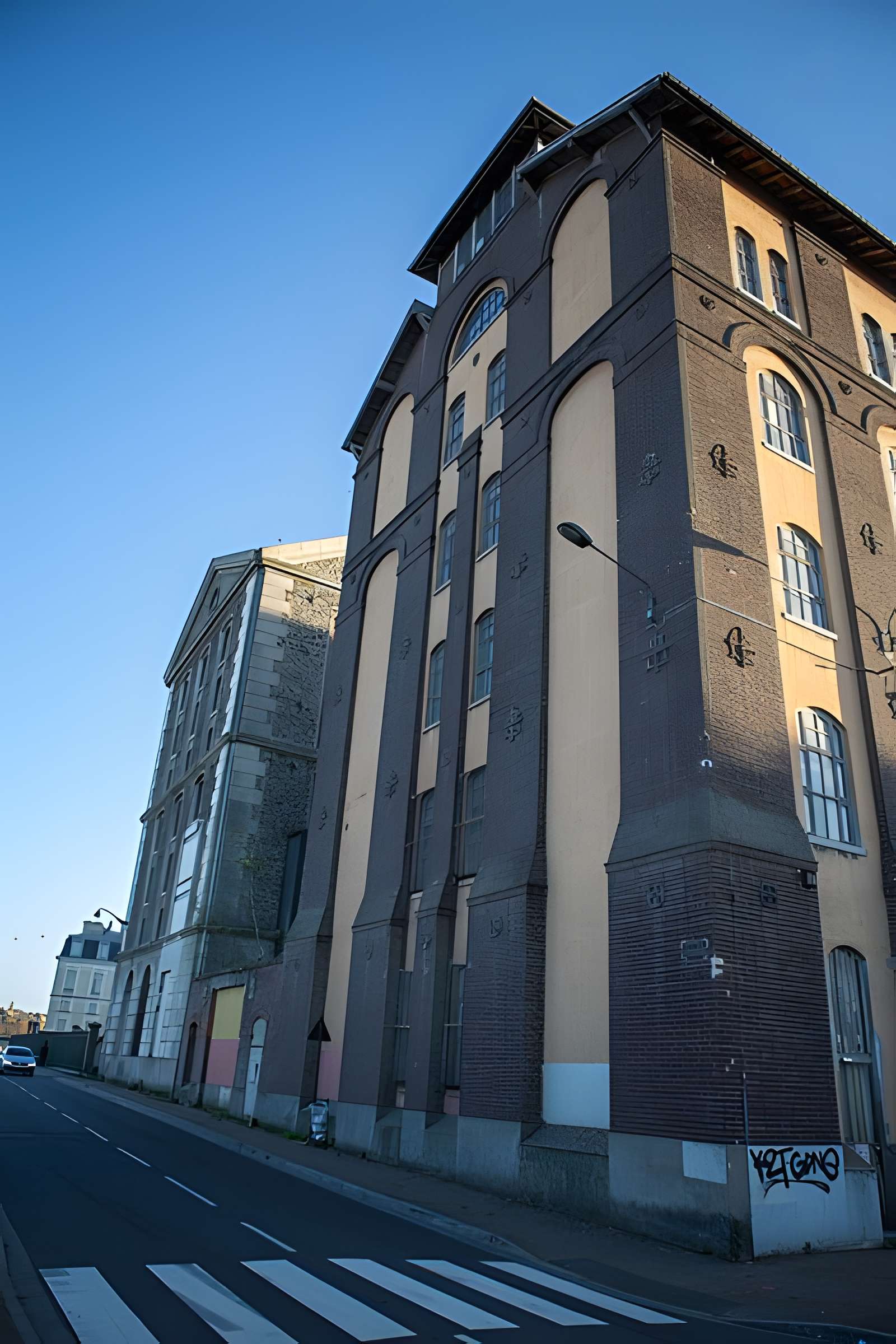 Grands moulins de Corbeil-Essonnes