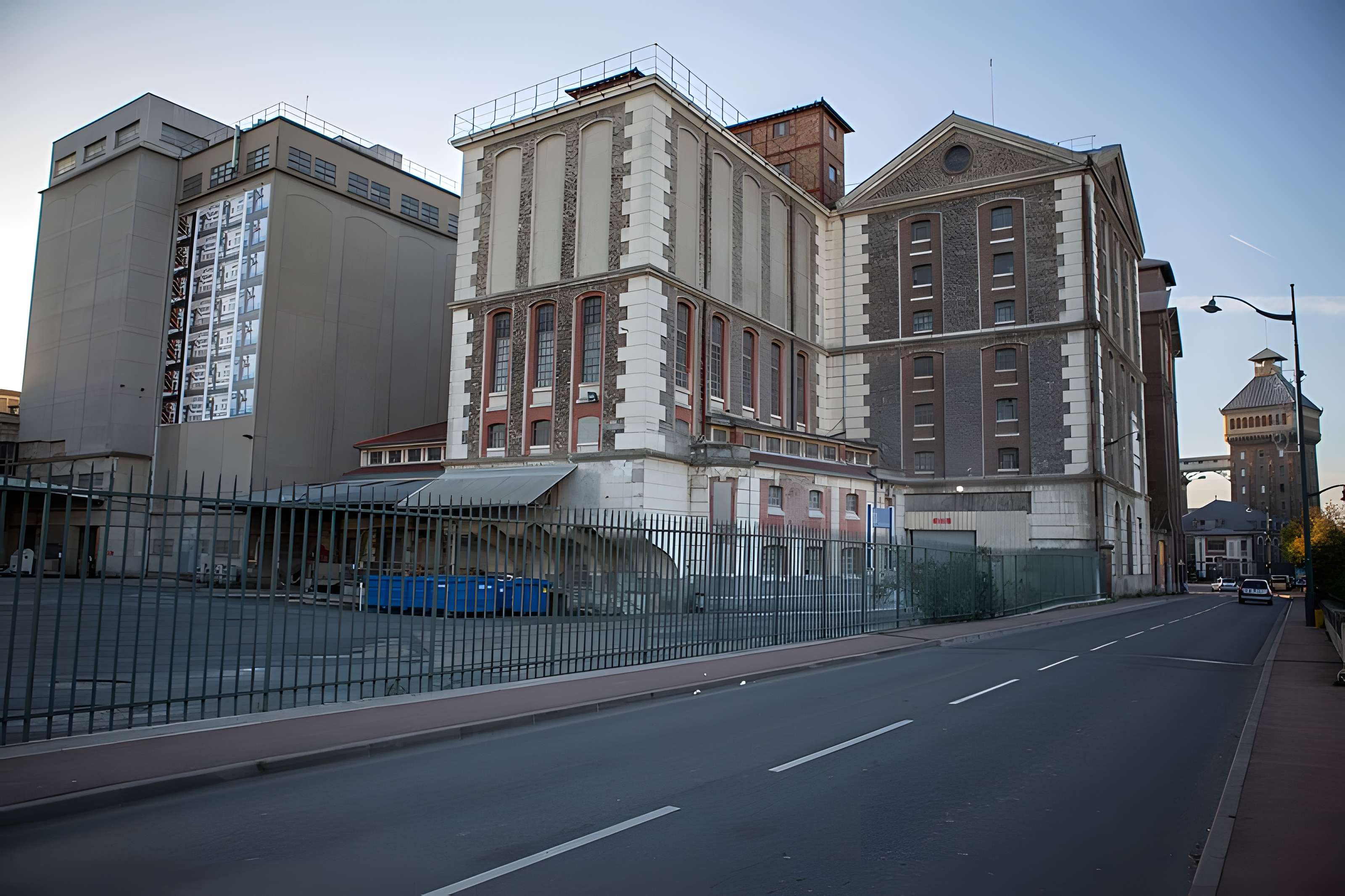 Grands moulins de Corbeil-Essonnes