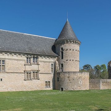 Grange de Bargues à Assier