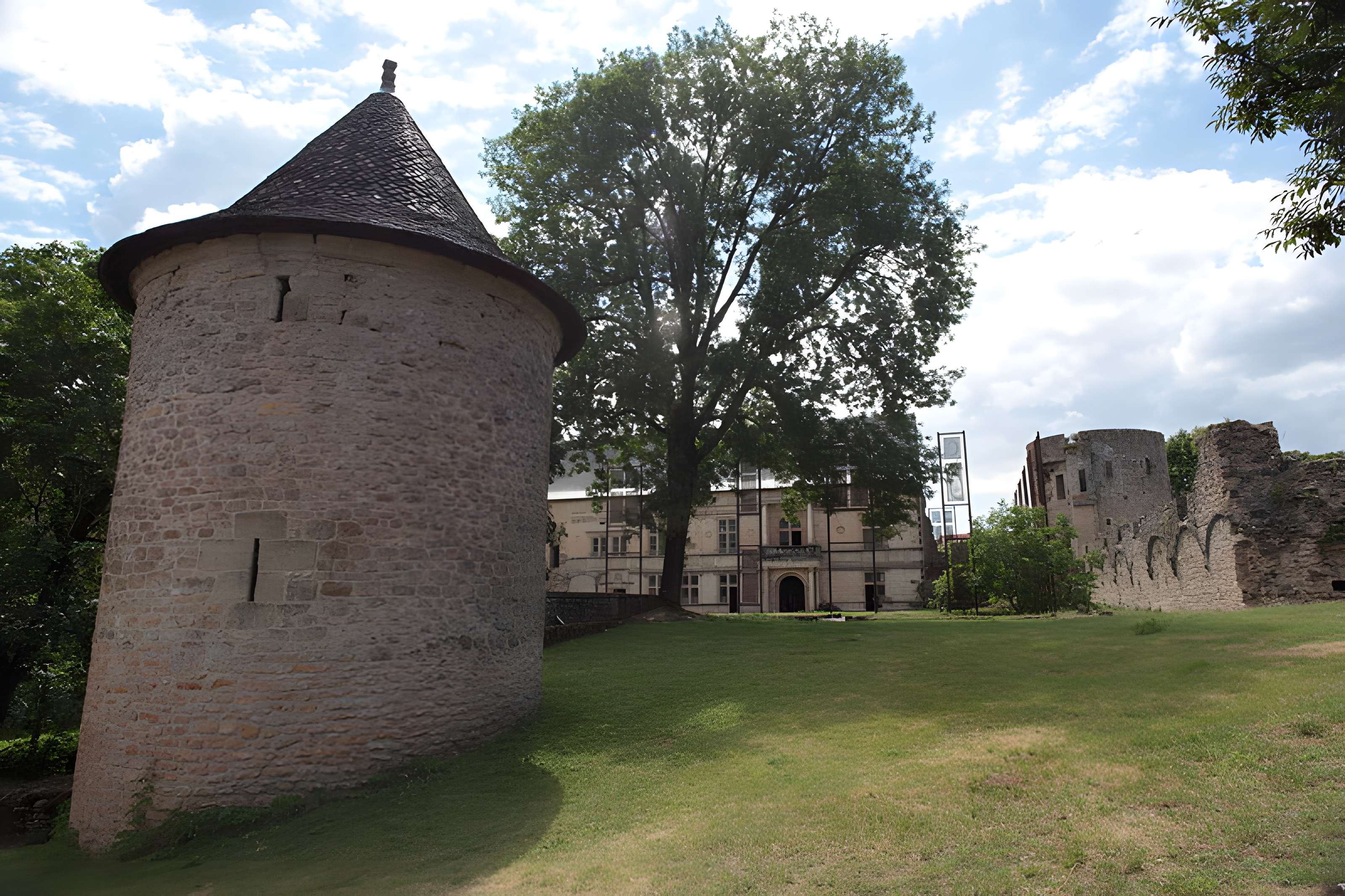 Grange de Bargues à Assier