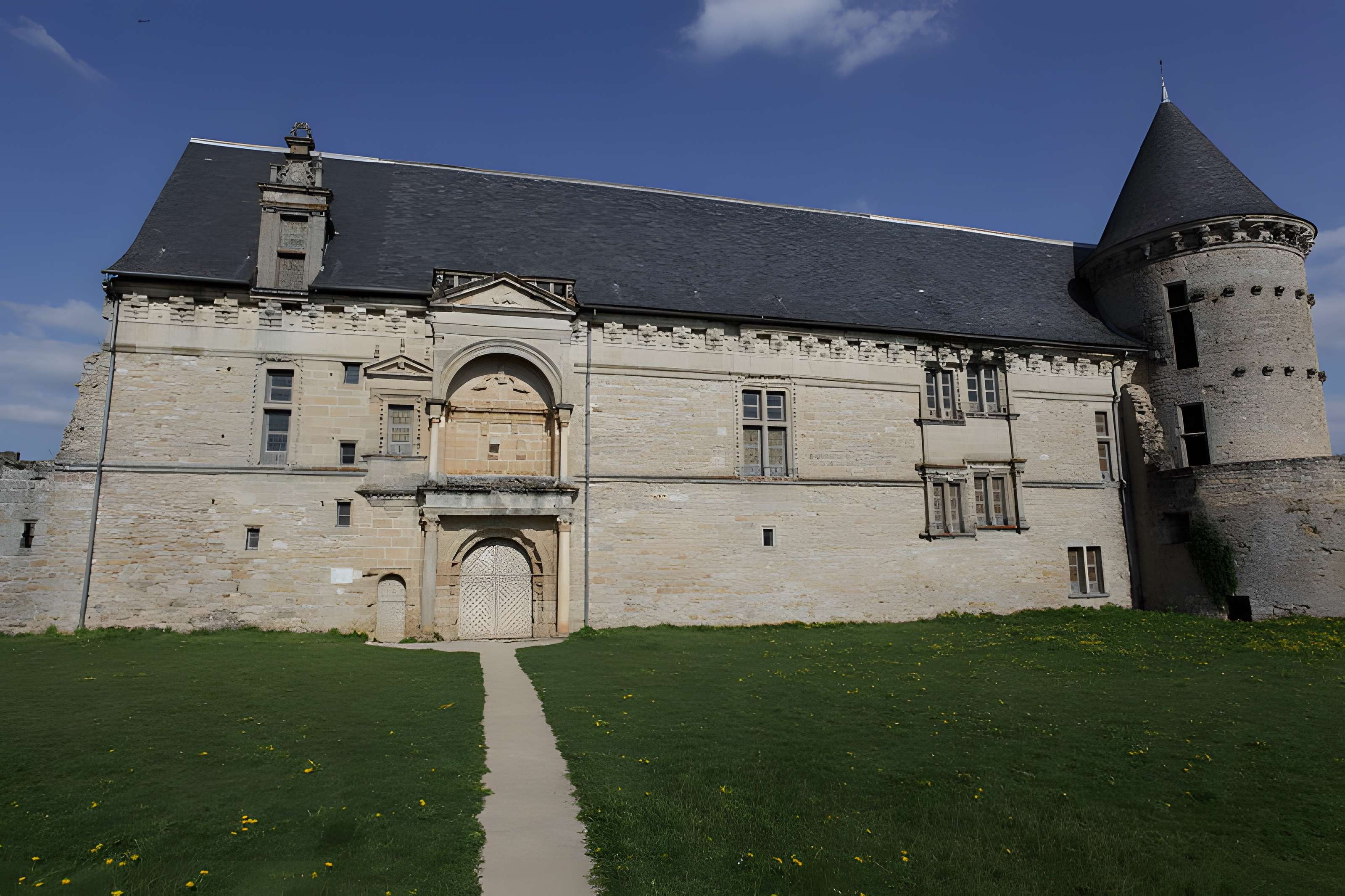 Grange de Bargues à Assier