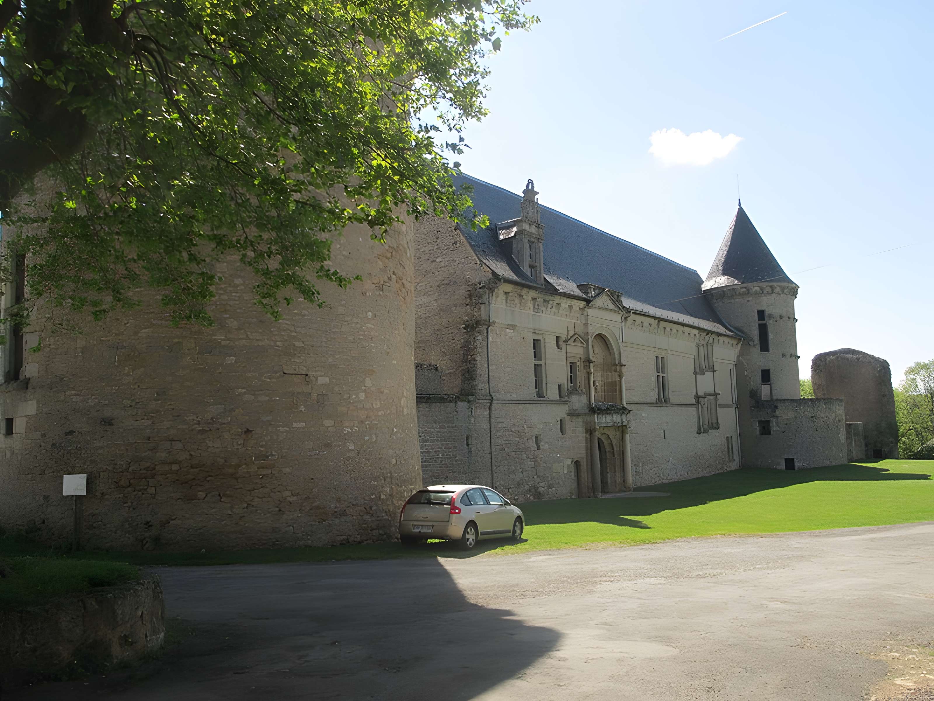 Grange de Bargues à Assier