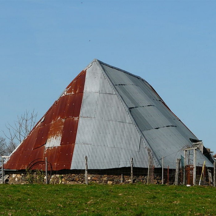Photo de Grange ovale du Peyrat à Payzac