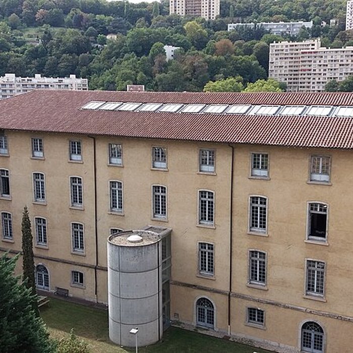 Photo de Immeuble dit Les Greniers dAbondance, actuellement siège de la DRAC Direction régionale des affaires culturelles