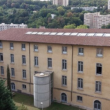 Immeuble dit Les Greniers dAbondance, actuellement siège de la DRAC Direction régionale des affaires culturelles