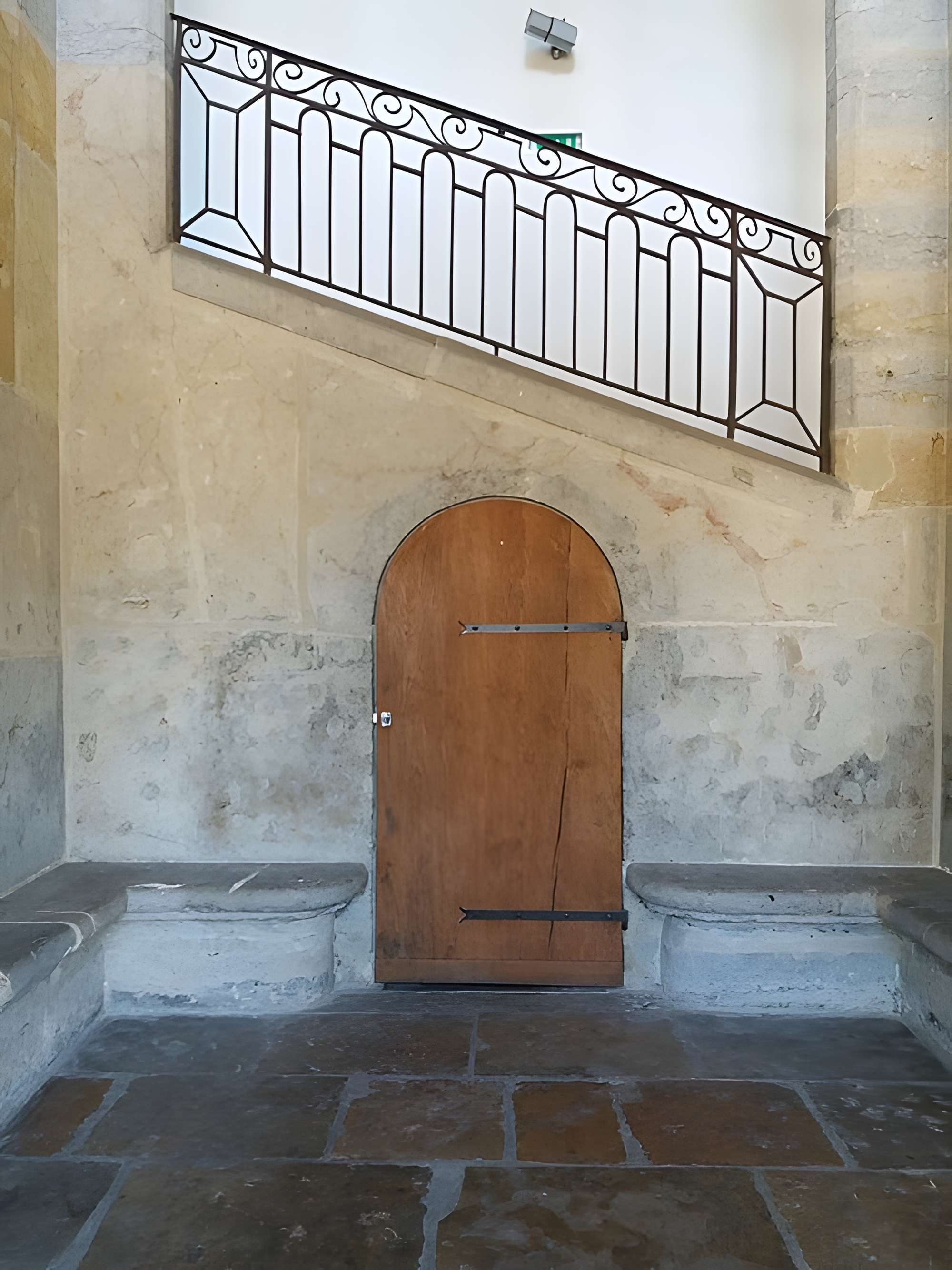 Immeuble dit Les Greniers d'Abondance, actuellement siège de la DRAC (Direction régionale des affaires culturelles)