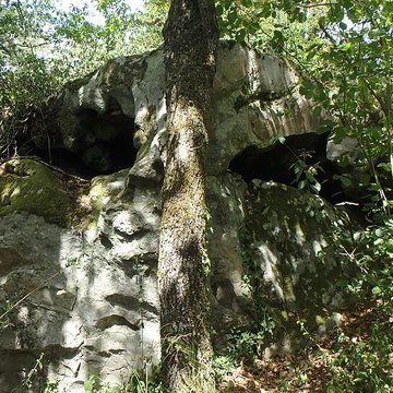 Grotte ornée de Bouray-sur-Juine