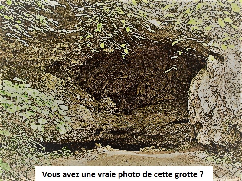 Photo de Grotte de Labaume-Latrone à Sainte-Anastasie
