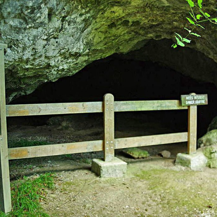 Photo de Grotte ornée paléolithique du Rocher de Ker à Massat