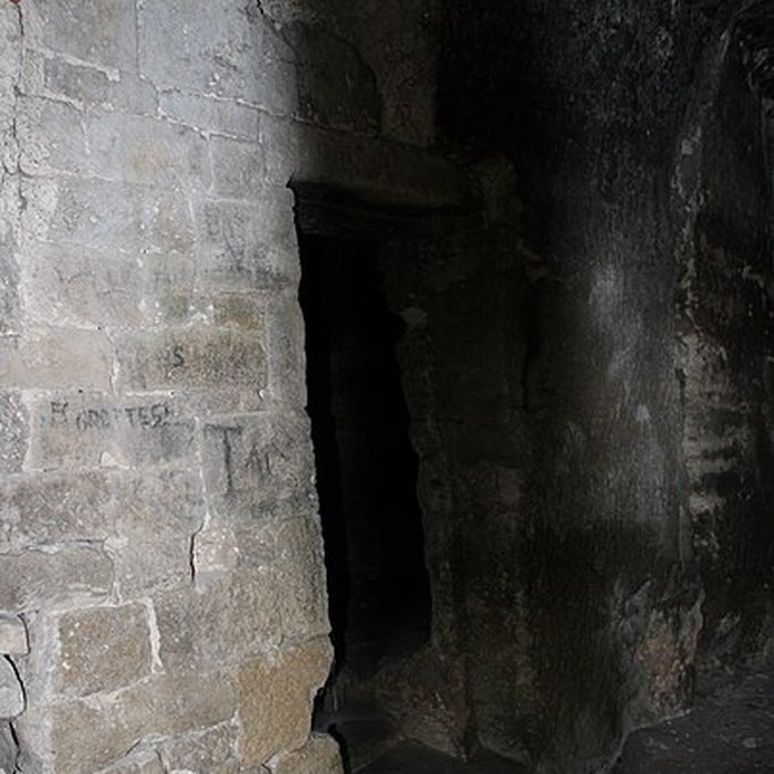 Photo de Grottes de Sainte-Anne-de-Goiron également sur commune de Lambesc