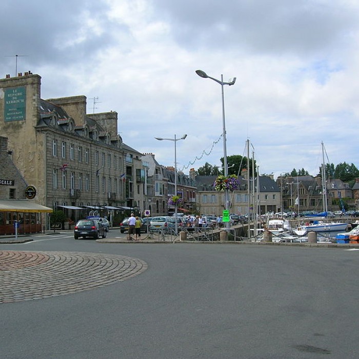 Photo de Groupe de deux maisons identiques Quai Morand à Paimpol