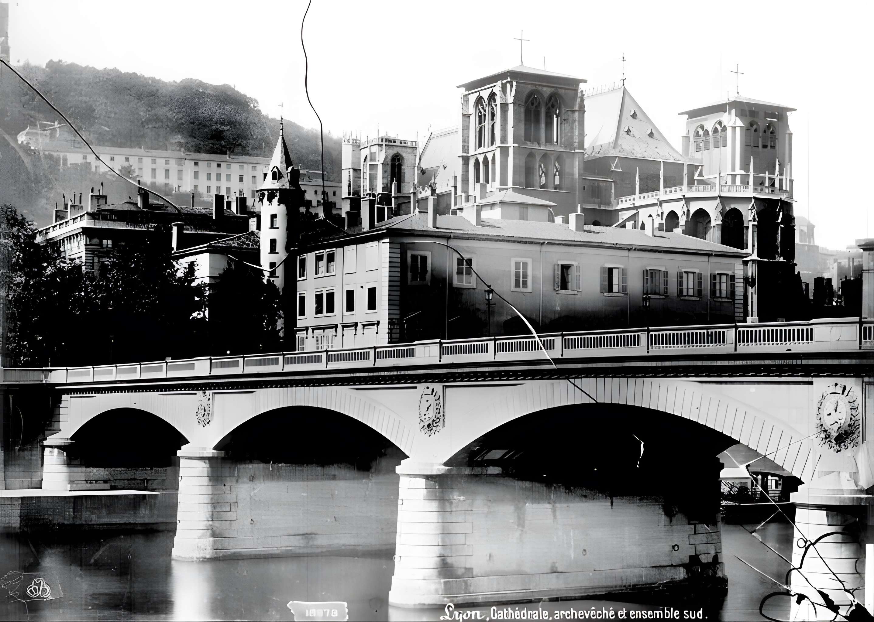 Groupe épiscopal de Lyon 