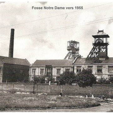 Groupe scolaire de la cité Notre-Dame des mines dAniche à Waziers