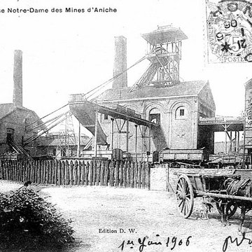 Groupe scolaire de la cité Notre-Dame des mines dAniche à Waziers