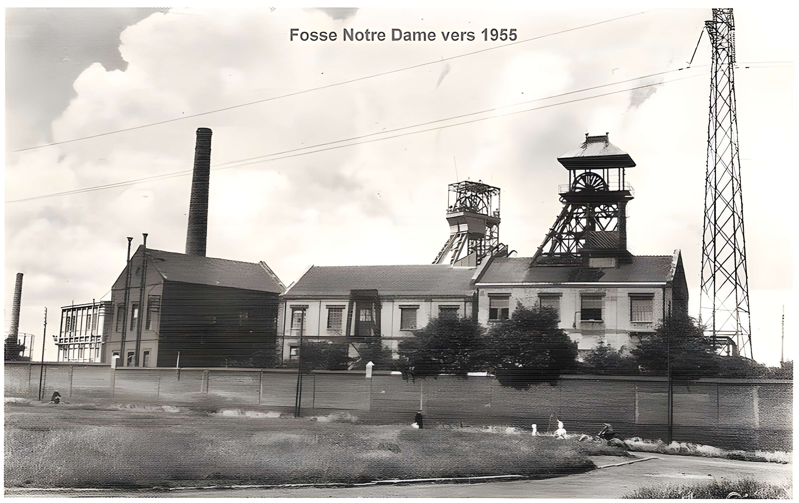 Groupe scolaire de la cité Notre-Dame des mines d'Aniche à Waziers