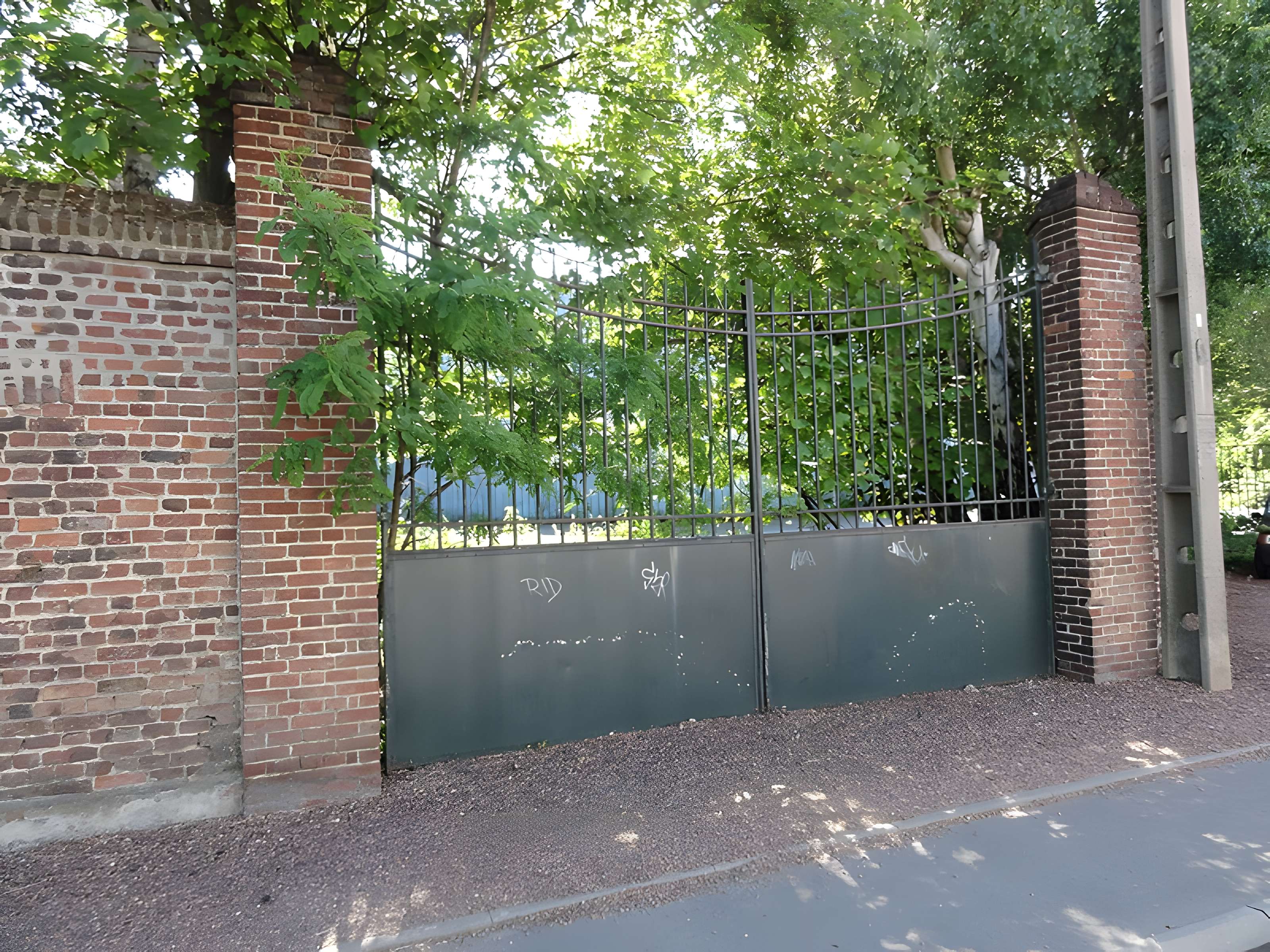 Groupe scolaire de la cité Notre-Dame des mines d'Aniche à Waziers