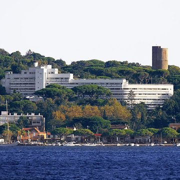 Groupe touristique Latitude 43 à Saint-Tropez