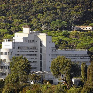 Groupe touristique Latitude 43 à Saint-Tropez