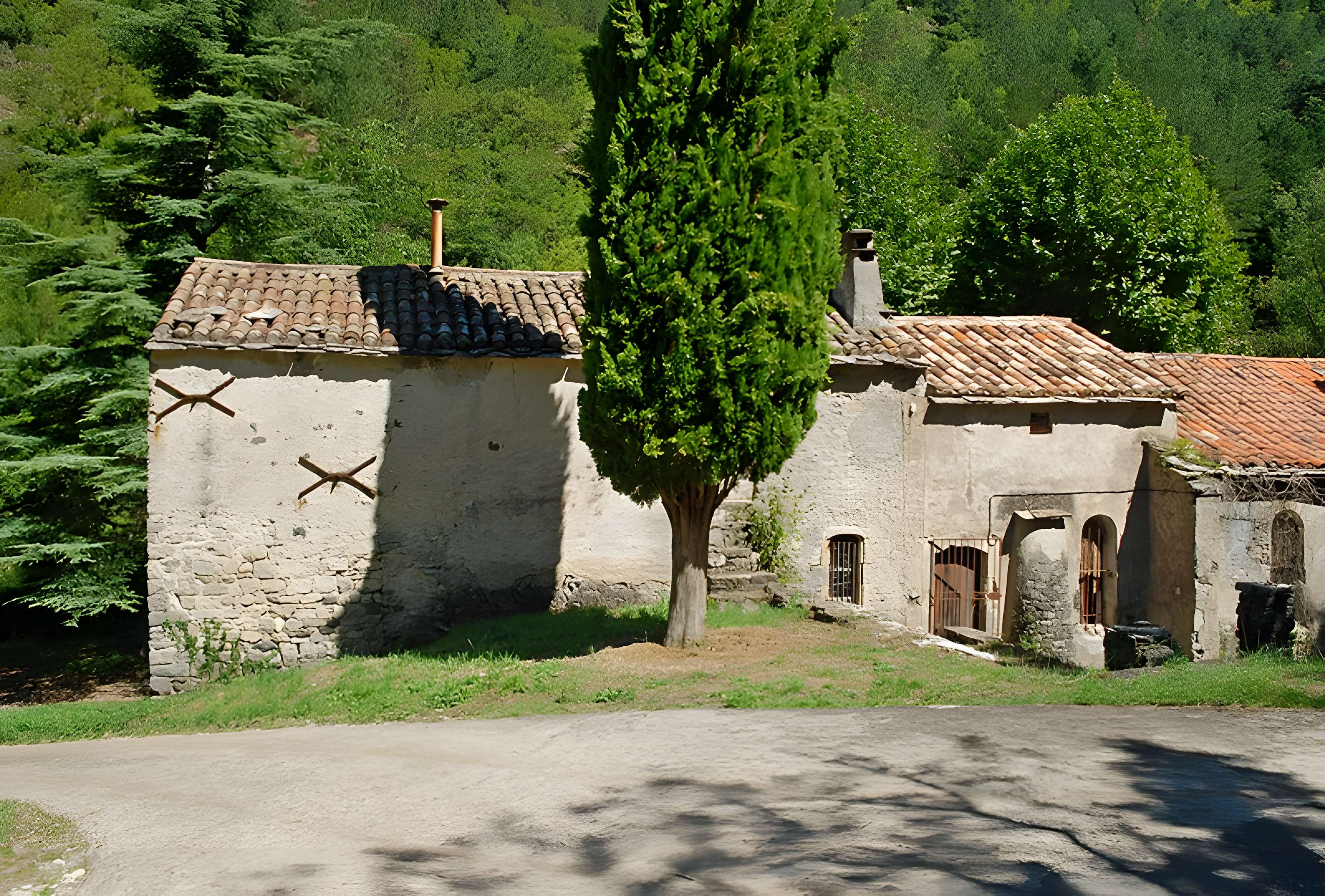 Chapelle Notre-Dame-de-Nize de Lunas